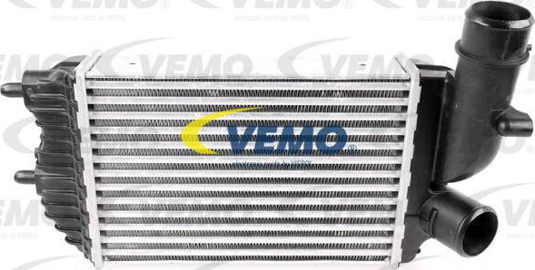 Vemo V22-60-0013 - Intercooler, échangeur droxauto.com