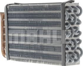 Wilmink Group WG2370313 - Évaporateur climatisation droxauto.com