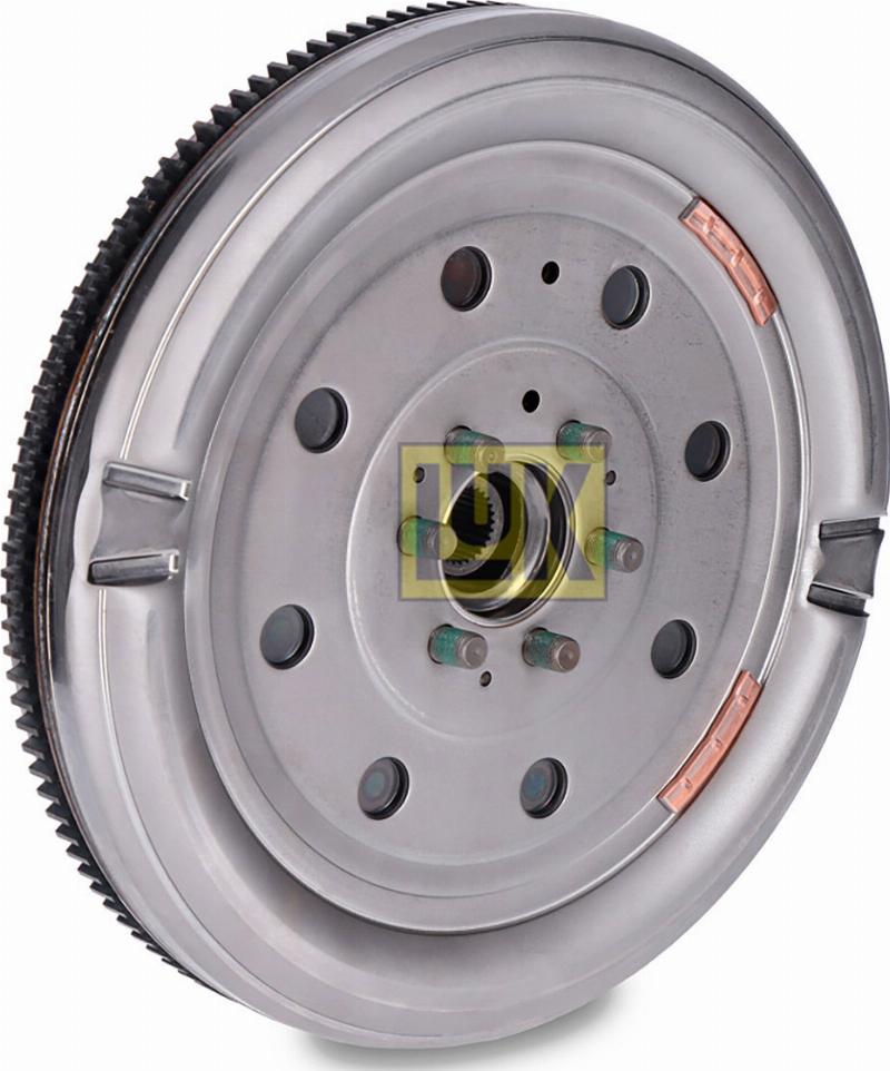 Wilmink Group WG2210439 - Kit d'embrayage droxauto.com