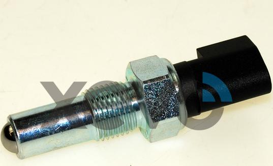 XEVO XBL7528 - Contacteur, feu de recul droxauto.com